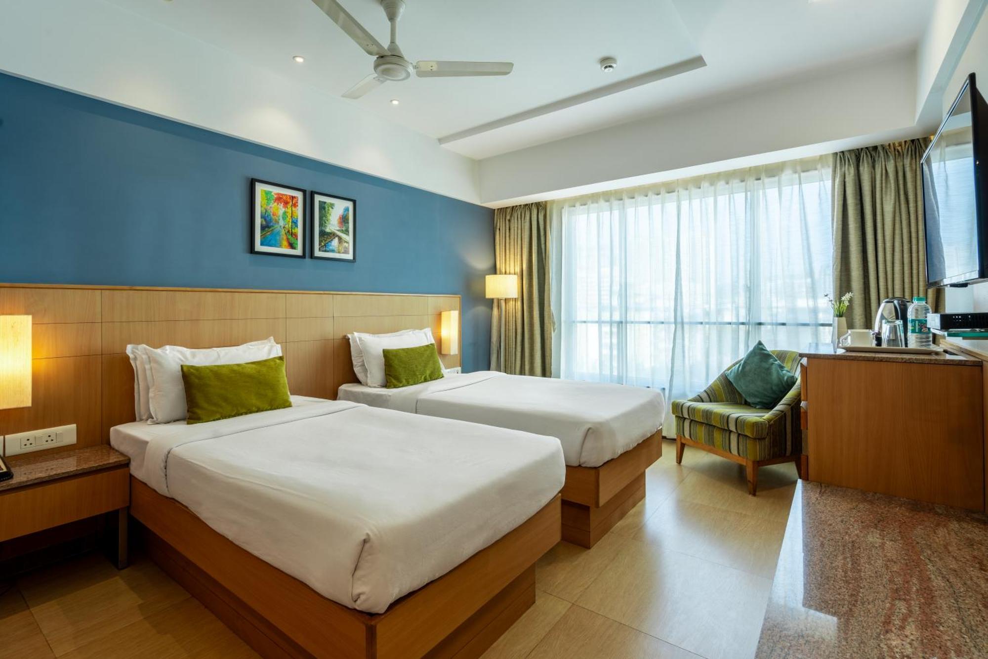 Gcc North Side Hotel Mira-Bhayandar Exterior photo